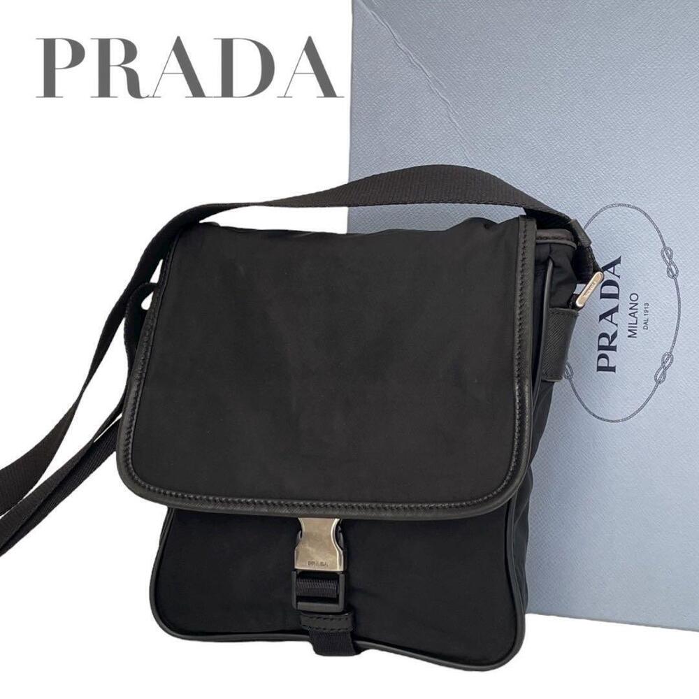 Prada shoulder bag flap closure black